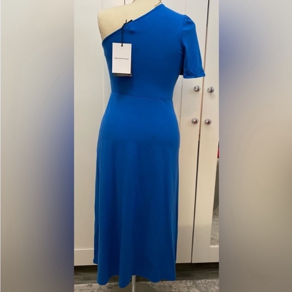 🔥🔥XS Royal Blue One Shoulder Short Sleeved Dress Who What Wear NEW FIRM PRICE - Picture 3 of 5